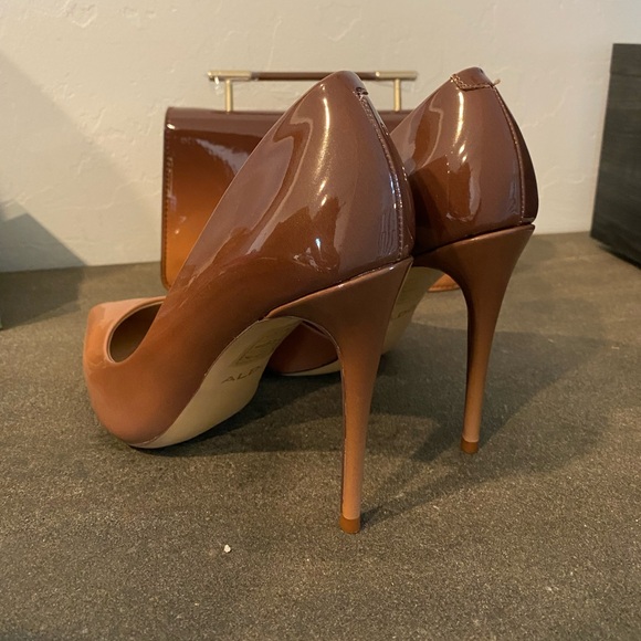 Set: NWT ALDO Ombré Patent Leather Purse and Matching Heels - Picture 4 of 9